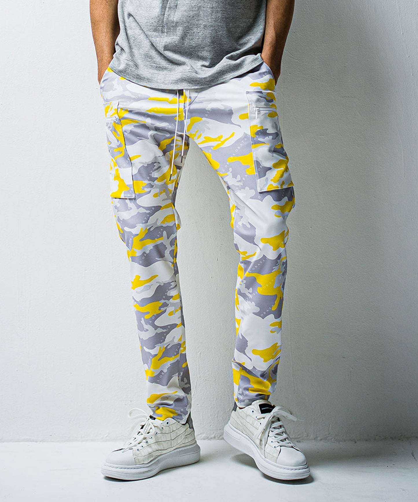 SAMPLE